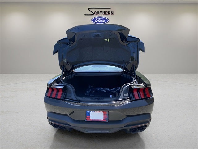 2025 Ford Mustang Dark Horse