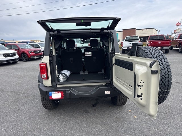 2025 Ford Bronco Base