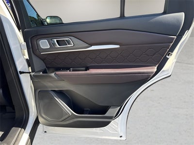 2025 Ford Explorer Platinum