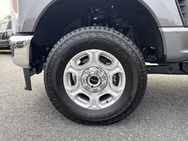 2027 Ford F-250SD XLT
