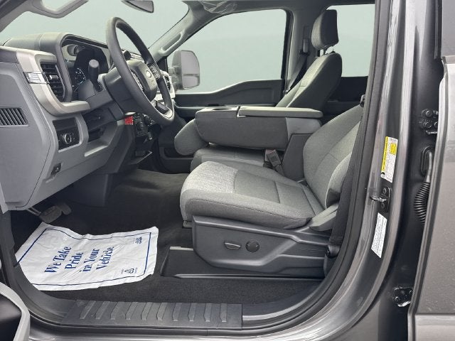2027 Ford F-250SD XLT