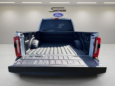 2027 Ford F-350SD Lariat