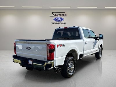 2027 Ford F-350SD Lariat