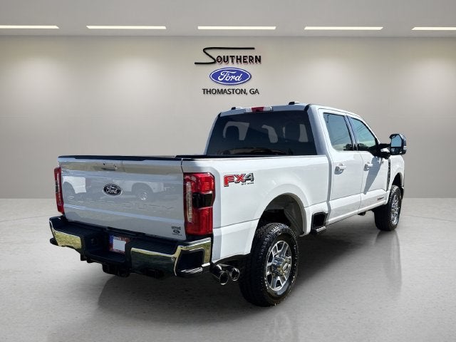 2027 Ford F-350SD Lariat