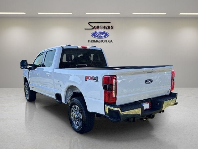 2027 Ford F-350SD Lariat