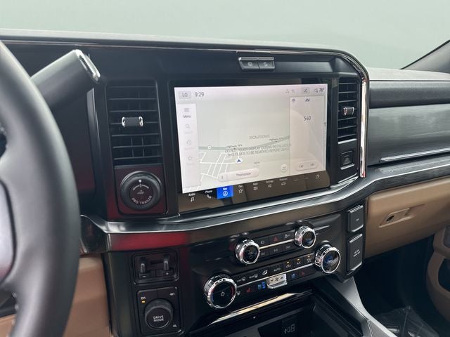 2026 Ford F-350SD Lariat DRW
