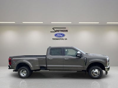 2026 Ford F-350SD Lariat DRW