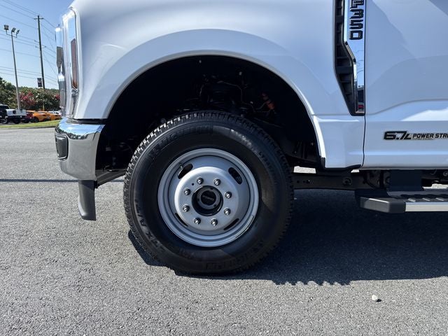 2026 Ford F-350SD XLT DRW