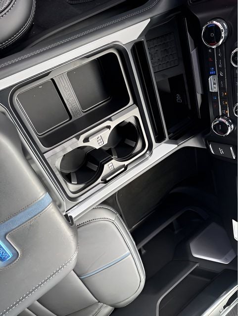 2025 Ford F-450SD Platinum DRW