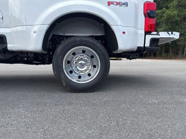 2025 Ford F-450SD Platinum DRW