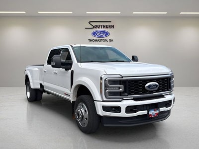 2025 Ford F-450SD Platinum DRW