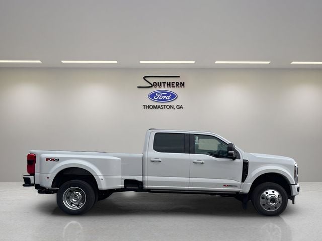 2025 Ford F-450SD Platinum DRW