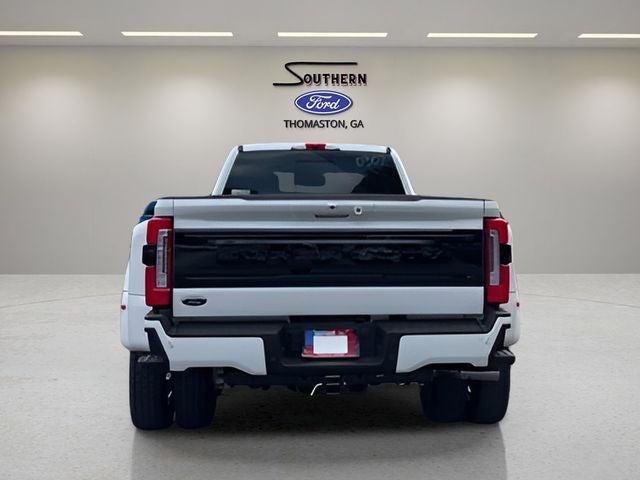 2025 Ford F-450SD Platinum DRW