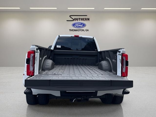 2025 Ford F-450SD Platinum DRW
