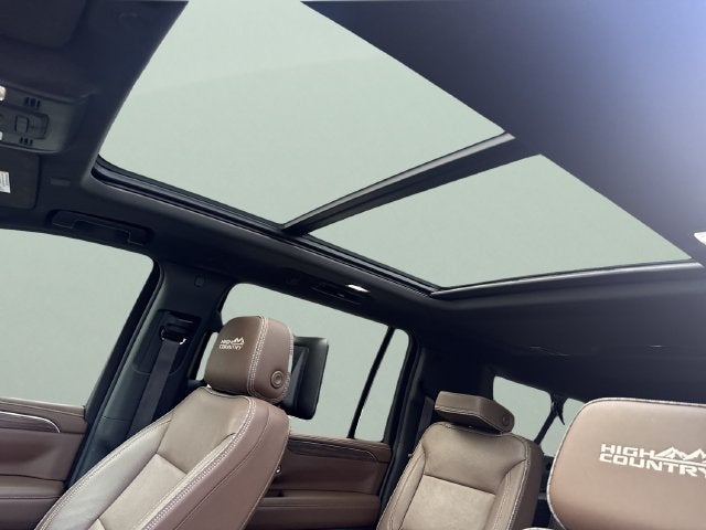 2023 Chevrolet Suburban High Country