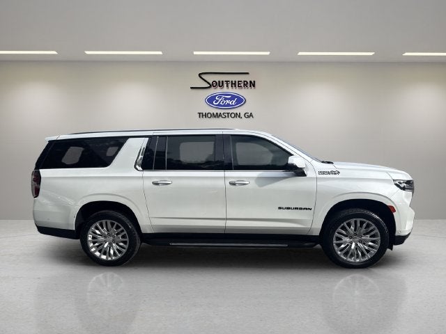 2023 Chevrolet Suburban High Country