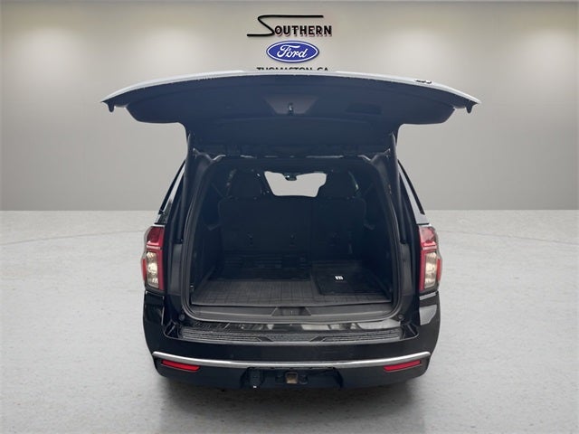 2022 Chevrolet Suburban LT