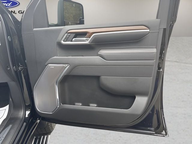 2025 Chevrolet Silverado 3500HD High Country