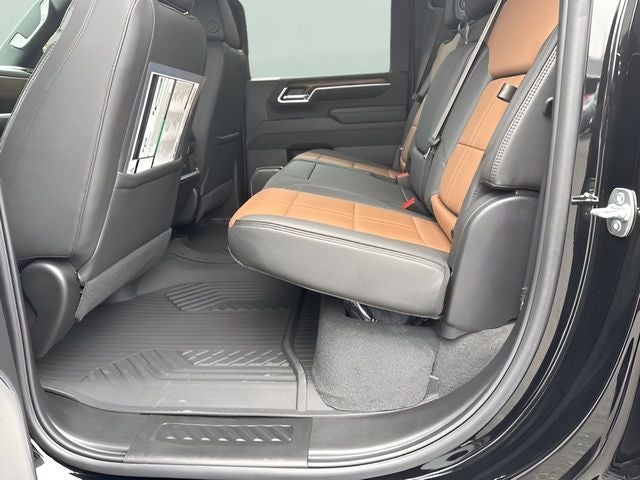 2025 Chevrolet Silverado 3500HD High Country