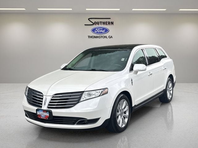 2017 Lincoln MKT Elite