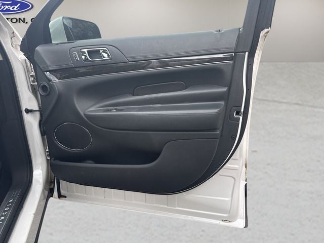 2017 Lincoln MKT Elite