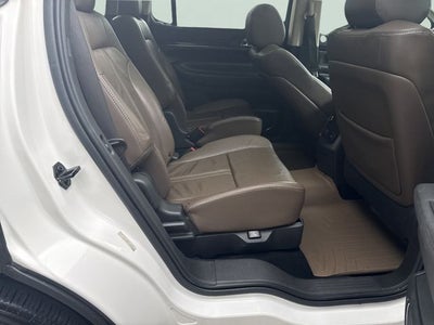 2017 Lincoln MKT Elite