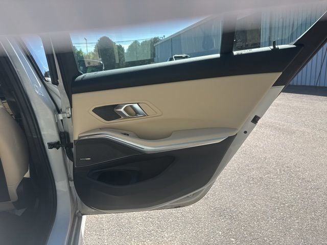 2024 BMW 3 Series 330i