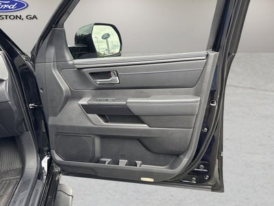 2025 Toyota Tundra Platinum