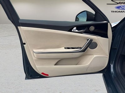 2023 Kia Stinger GT-Line