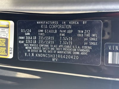 2024 Kia Carnival EX