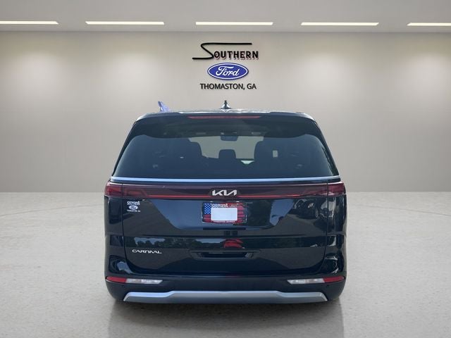 2024 Kia Carnival EX
