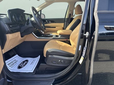 2024 Kia Carnival EX